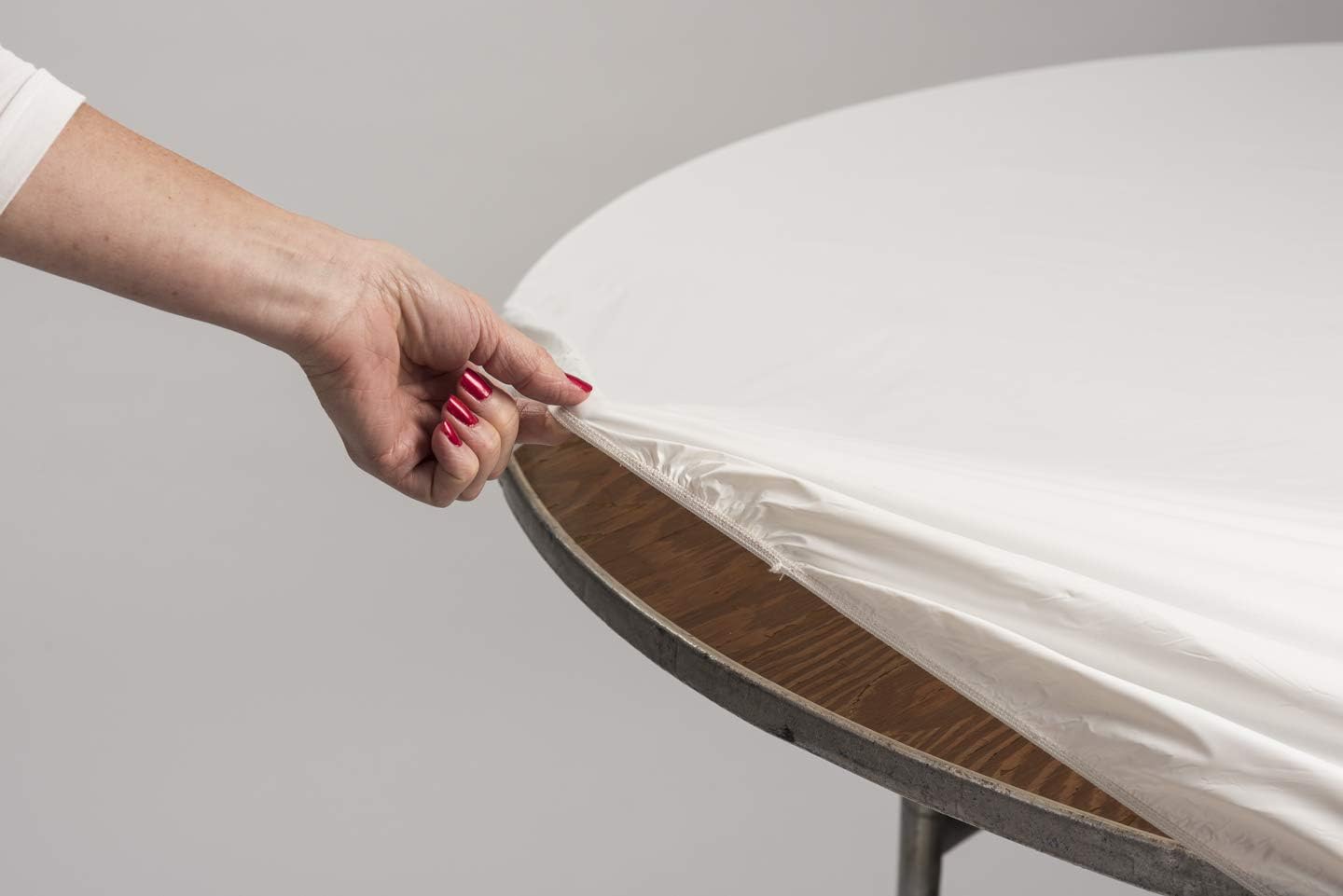 10 Pack Orange Round Table Covers for 60 Inch Tables