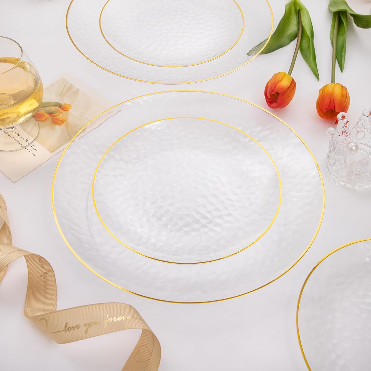Rubtlamp 60Pcs Clear Plastic Plates with Gold Rim
