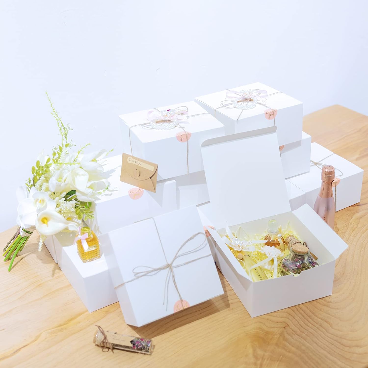 Yuefanbox White Gift Boxes with Lids 12 Pack 8x8x4 Inch Set