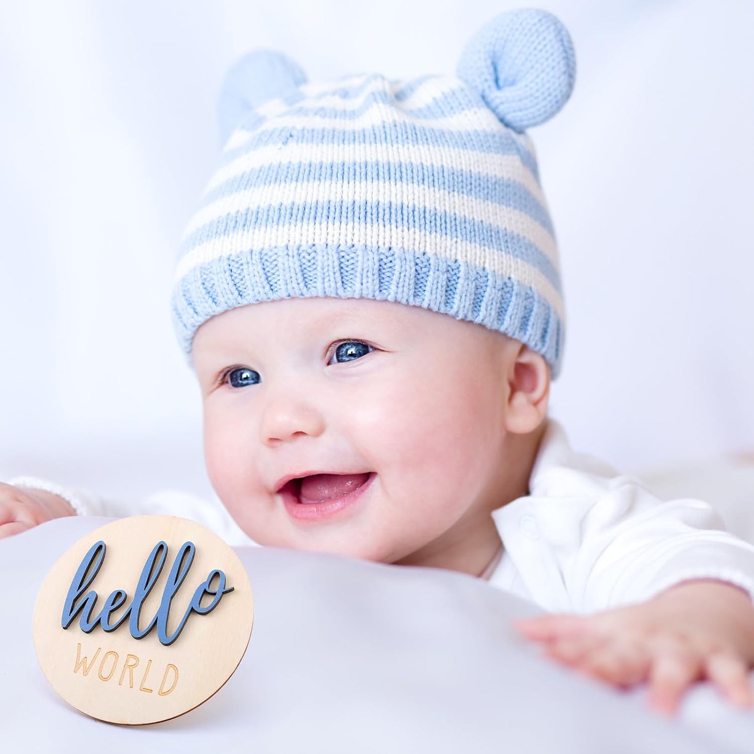 HIYZI 7 Piece Baby Milestone Wooden Signs 1-12 Months