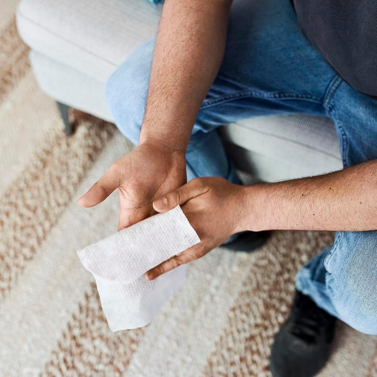 The Honest Company Sanitizing Alcohol Wipes 999 Germs