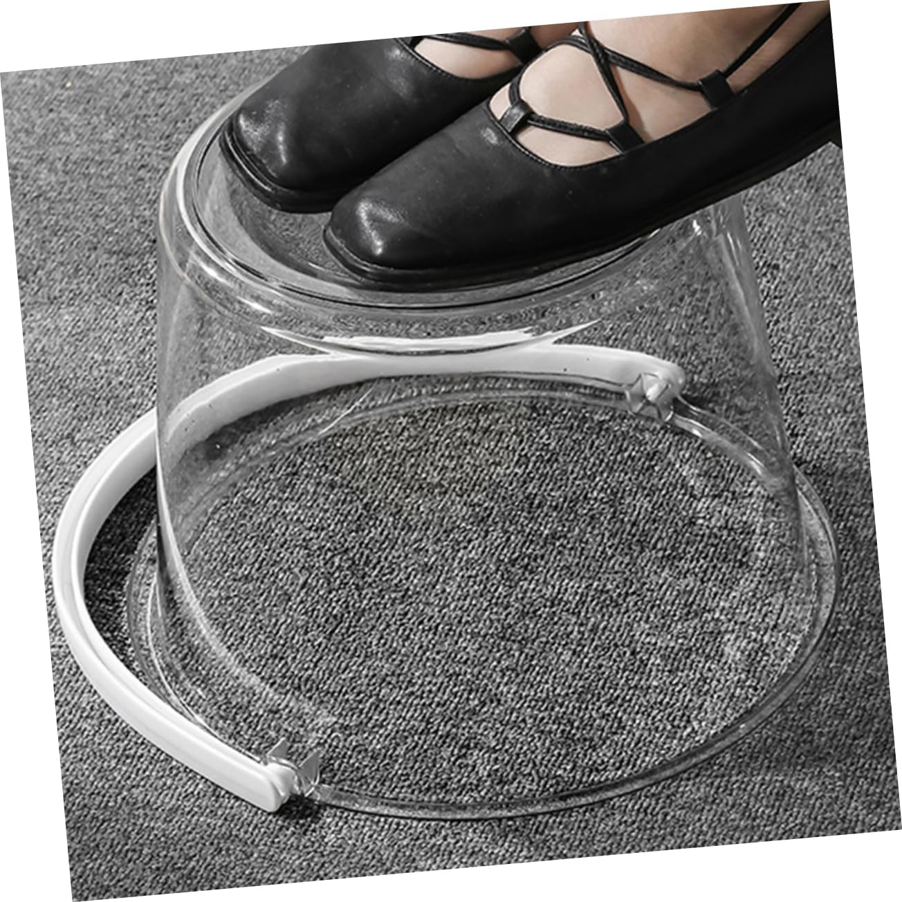 Large Plastic Water Holder Bucket with Handle
