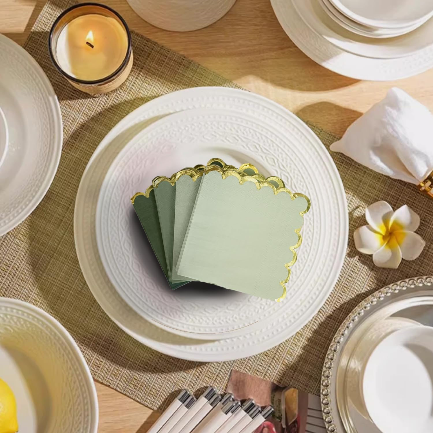 100 Pack Green Cocktail Napkins with Gold Foil Scalloped Edge