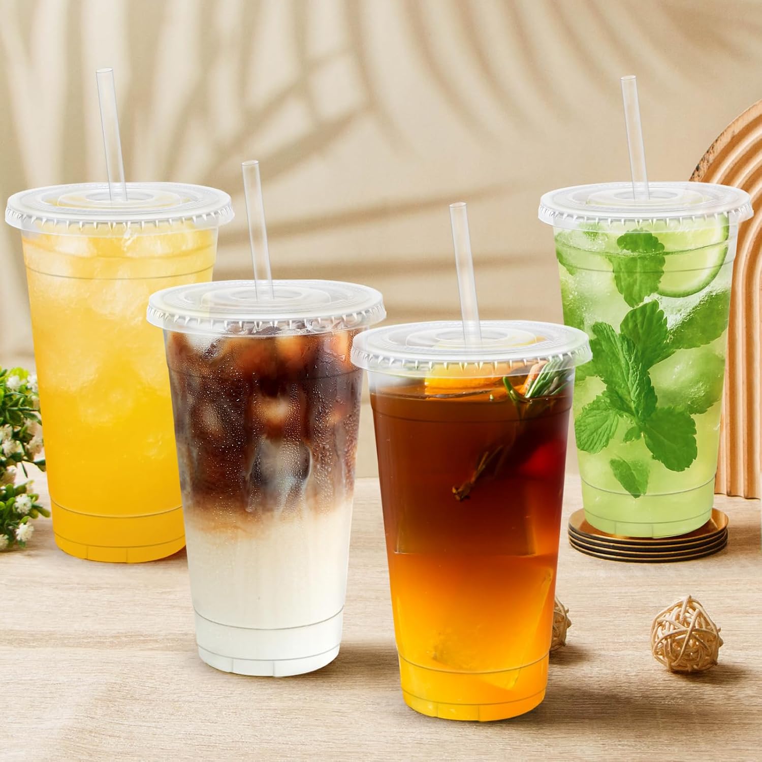 Lamosi 100 Pack 20 OZ Clear Plastic Cups with Lids and Straws