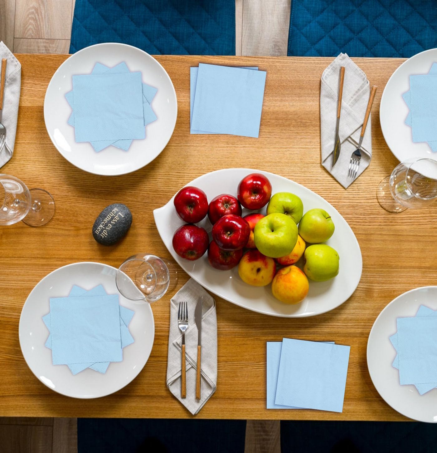 100 pcs 2-Ply Light Blue Folded Napkins for Parties and Weddings