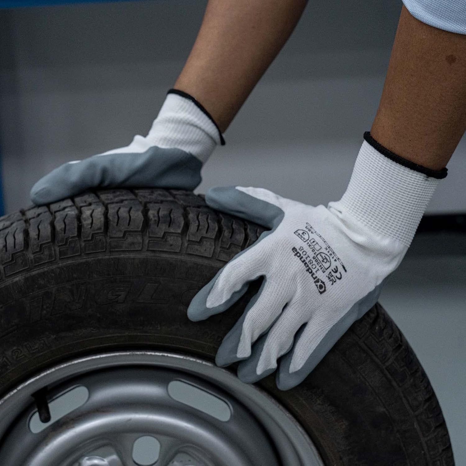 ANDANDA Safety Work Gloves with Nitrile Coating
