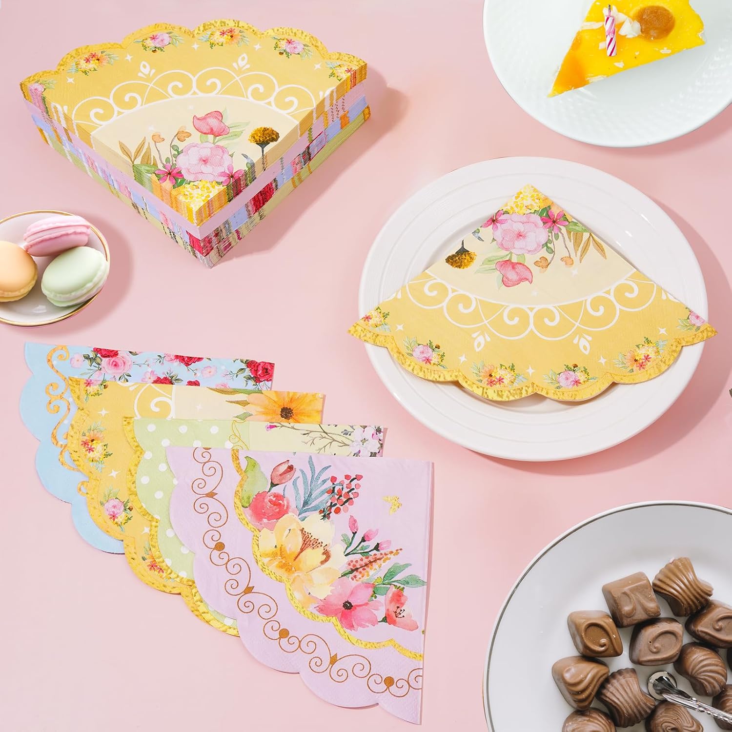 Floral Tea Party Napkins 100pcs Scalloped Decor