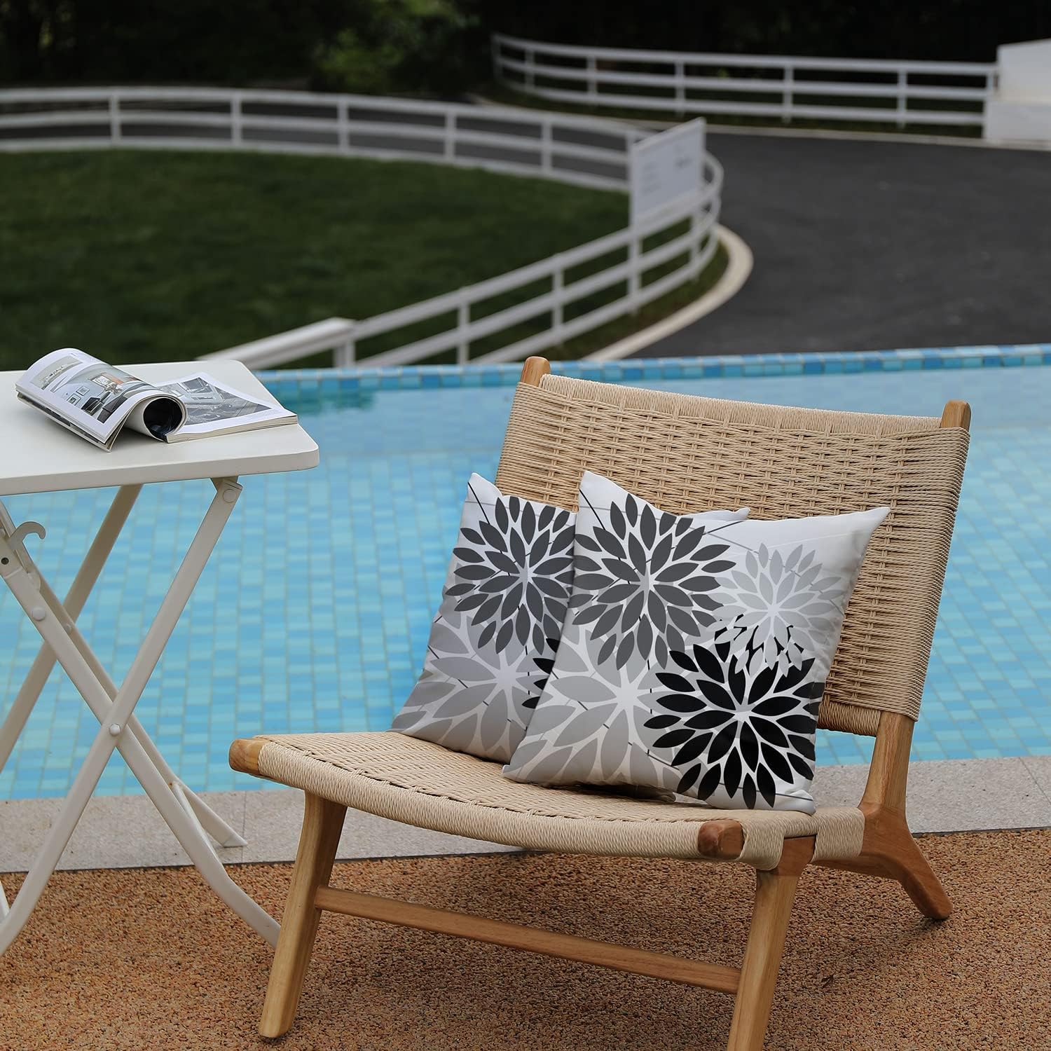 DFXSZ 18x18 Inch Waterproof Pillow Covers Set of 2