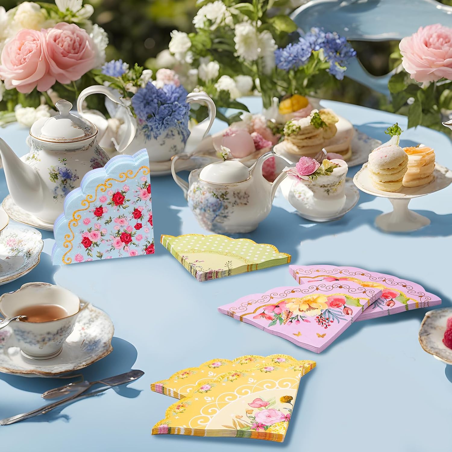 Floral Tea Party Napkins 100pcs Scalloped Decor