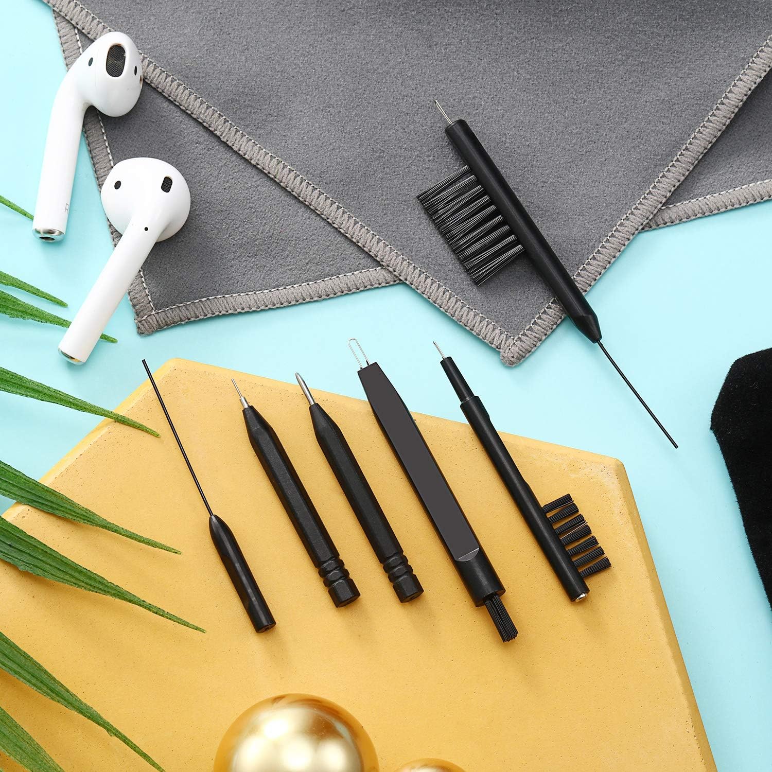 7 Piece Hearing Aid Cleaning Kit with Magnet and Brush